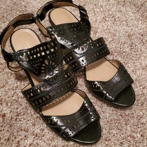 Naturalizer black leather shoes